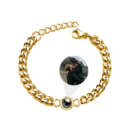 HORUS MOMENTS™ | Bracciale Cubano con Microfoto - Oro